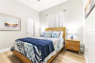 2047 Roselawn St, Sarasota, FL 34231 - Photo 10