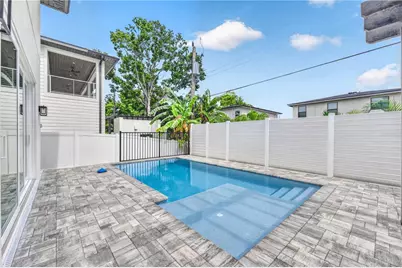 2590 Floyd Street, Sarasota, FL 34239 - Photo 22