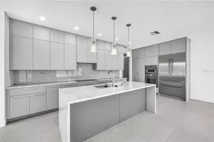 2590 Floyd St, Sarasota, FL 34239 - Photo 28