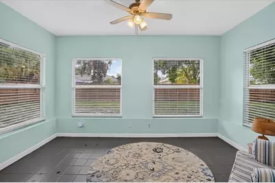 879 E Seminole Drive, Venice, FL 34293 - Photo 14