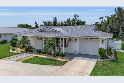 720 S Gondola Drive, Venice, FL 34293 - Photo 2