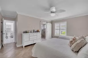 720 S Gondola Dr, Venice, FL 34293 - Photo 48