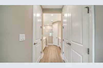 2373 Blue Mahoe Lane, Sarasota, FL 34240 - Photo 20
