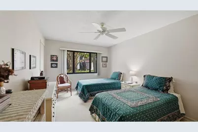 1638 Stickney Point Road #38-102, Sarasota, FL 34231 - Photo 18