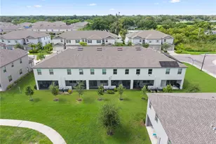 724 Royal Empress Dr, Ruskin, FL 33570 - Photo 34