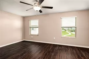 724 Royal Empress Dr, Ruskin, FL 33570 - Photo 26