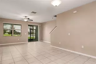 724 Royal Empress Dr, Ruskin, FL 33570 - Photo 10
