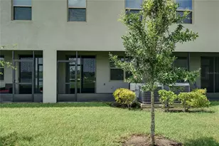 724 Royal Empress Dr, Ruskin, FL 33570 - Photo 32