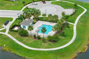 724 Royal Empress Dr, Ruskin, FL 33570 - Photo 44