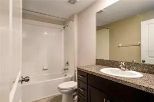 724 Royal Empress Dr, Ruskin, FL 33570 - Photo 24