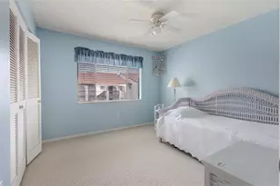 1640 Stickney Point Rd, Sarasota, FL 34231 - Photo 20