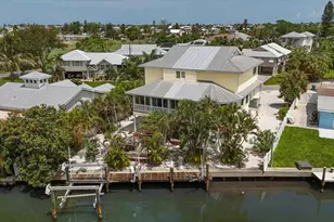 505 59th St, Bradenton Beach, FL 34217 - Photo 2