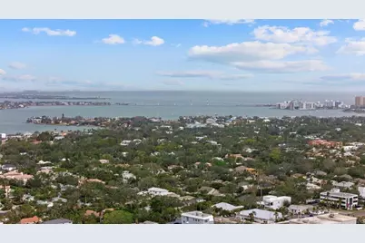 2069 Bougainvillea Street, Sarasota, FL 34239 - Photo 44