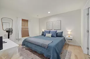 2069 Bougainvillea St, Sarasota, FL 34239 - Photo 20