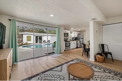 2069 Bougainvillea Street, Sarasota, FL 34239 - Photo 32