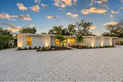 2069 Bougainvillea Street, Sarasota, FL 34239 - Photo 2