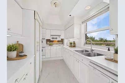 3080 Grand Bay Boulevard #512, Longboat Key, FL 34228 - Photo 18