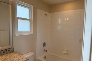 1146 Grantham Dr, Sarasota, FL 34234 - Photo 12