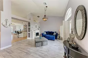 316 Roseling Cir, Venice, FL 34293 - Photo 8