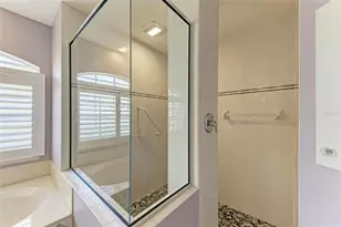 316 Roseling Cir, Venice, FL 34293 - Photo 38