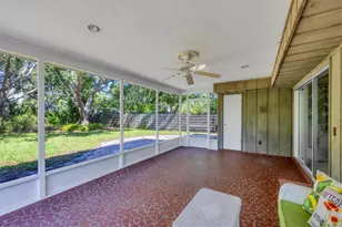 5201 Stevens Dr, Sarasota, FL 34234 - Photo 32