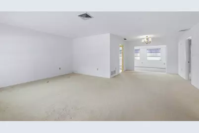 7005 Antigua Place, Sarasota, FL 34231 - Photo 10
