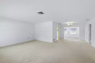 7005 Antigua Pl, Sarasota, FL 34231 - Photo 10