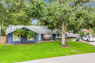 1953 Rolling Green Cir, Sarasota, FL 34240 - Photo 12