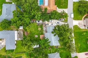 1953 Rolling Green Cir, Sarasota, FL 34240 - Photo 56