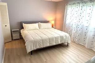 390 301 Blvd W, Bradenton, FL 34205 - Photo 10