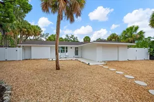 5125 Sandy Beach Ave, Sarasota, FL 34242 - Photo 2