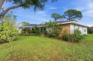 1329 Nantucket Rd, Venice, FL 34293 - Photo 30
