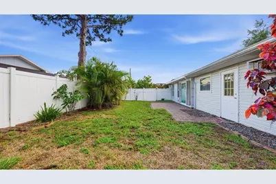 1329 Nantucket Road, Venice, FL 34293 - Photo 32