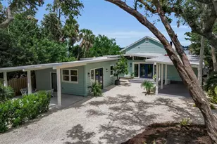 1275 Port Ln, Sarasota, FL 34242 - Photo 70