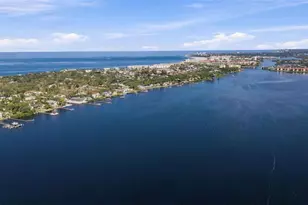 1275 Port Ln, Sarasota, FL 34242 - Photo 90