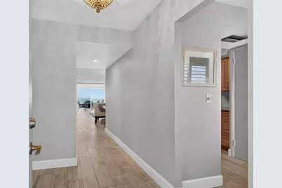 4325 Gulf Of Mexico Drive #402, Longboat Key, FL 34228 - Photo 12