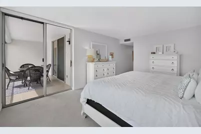 4325 Gulf Of Mexico Drive #402, Longboat Key, FL 34228 - Photo 38