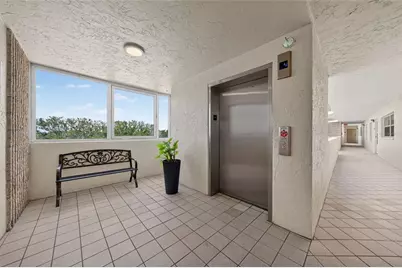 4325 Gulf Of Mexico Drive #402, Longboat Key, FL 34228 - Photo 10