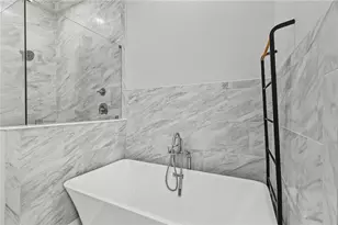 501 Lafayette Ct, Sarasota, FL 34236 - Photo 30