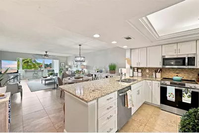 9604 Cortez Road W #422, Bradenton, FL 34210 - Photo 8