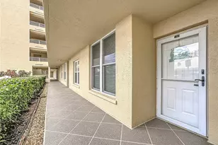 3750 Pinebrook Cir, Bradenton, FL 34209 - Photo 2