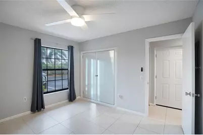 4717 Winslow Beacon #7, Sarasota, FL 34235 - Photo 6