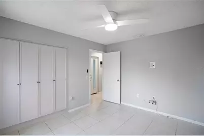 4717 Winslow Beacon #7, Sarasota, FL 34235 - Photo 8