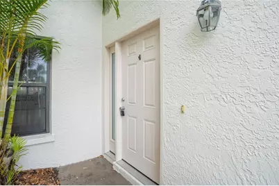 4717 Winslow Beacon #7, Sarasota, FL 34235 - Photo 2