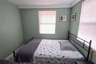 2031 4th St, Sarasota, FL 34237 - Photo 10