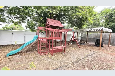 2031 4th Street, Sarasota, FL 34237 - Photo 22