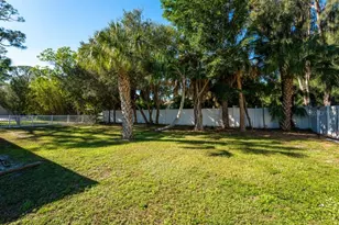 2301 Kalin Ln, Sarasota, FL 34231 - Photo 34