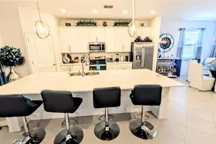 5639 N Honore Ave, Sarasota, FL 34243 - Photo 8