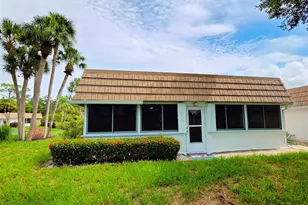 5468 Riverbluff Cir, Sarasota, FL 34231 - Photo 30
