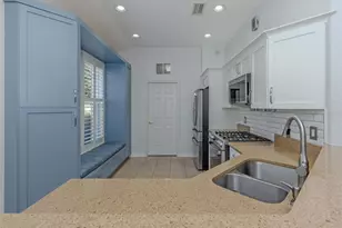 129 Treviso Ct, Nokomis, FL 34275 - Photo 10